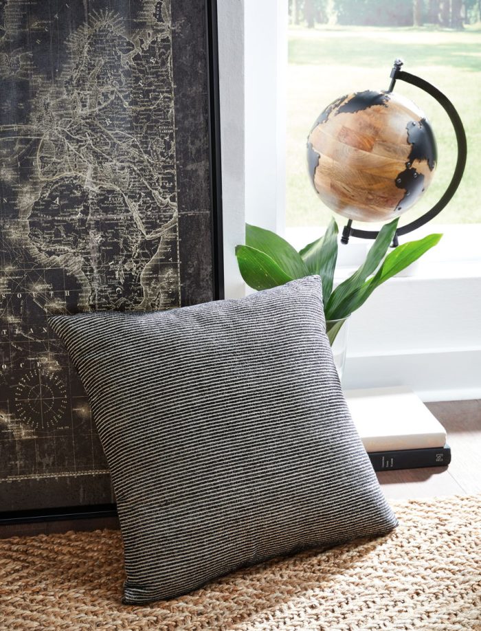 Edelmont - Pillow - Image 3