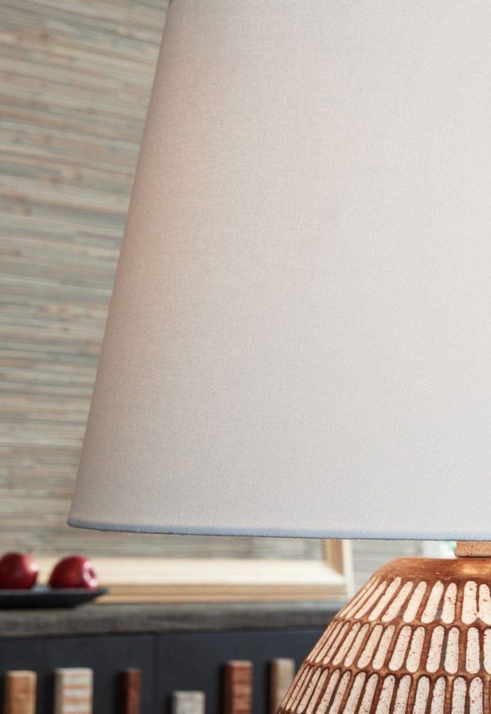 Darrich - Beige / White - Metal Table Lamp - Image 2