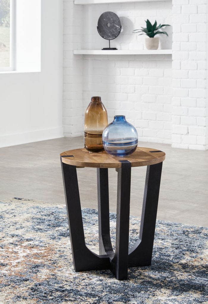 Hanneforth - Brown - Round End Table - Image 3