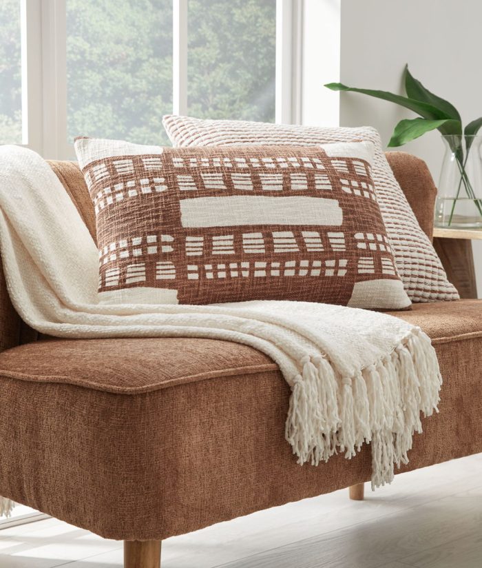 Ackford - Pillow - Image 4