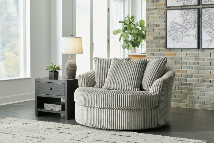 Lindyn - Oversized Swivel Accent Chair - Image 6