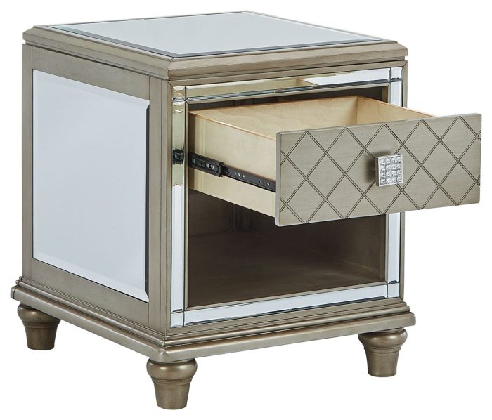 Chevanna - Platinum - Rectangular End Table - Image 3
