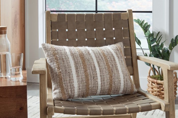 Benish - Pillow - Image 2