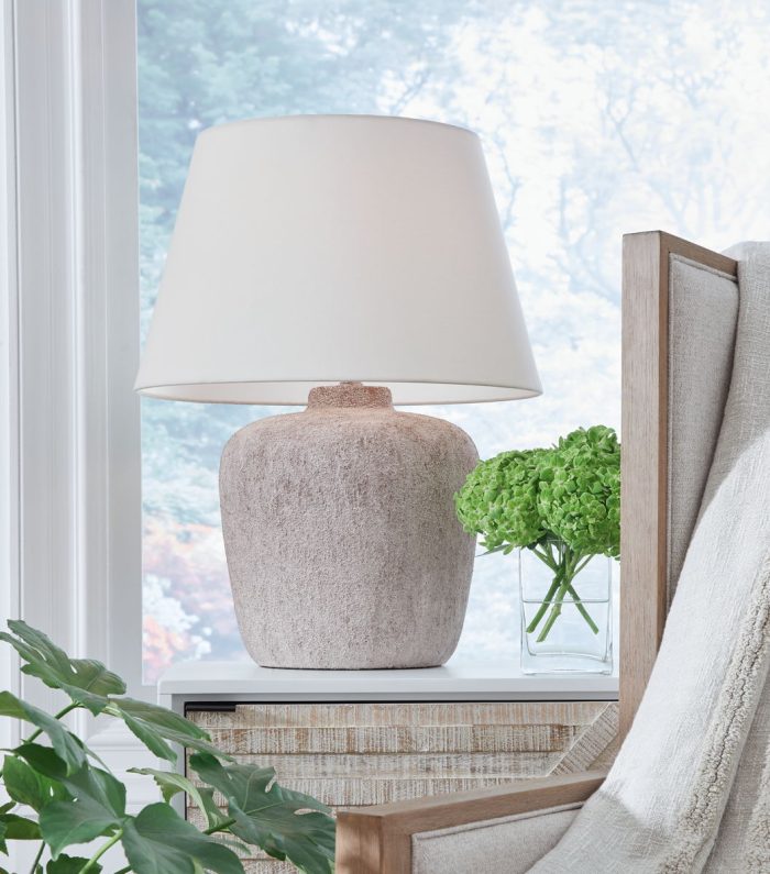 Danry - Distressed Cream - Metal Table Lamp - Image 2