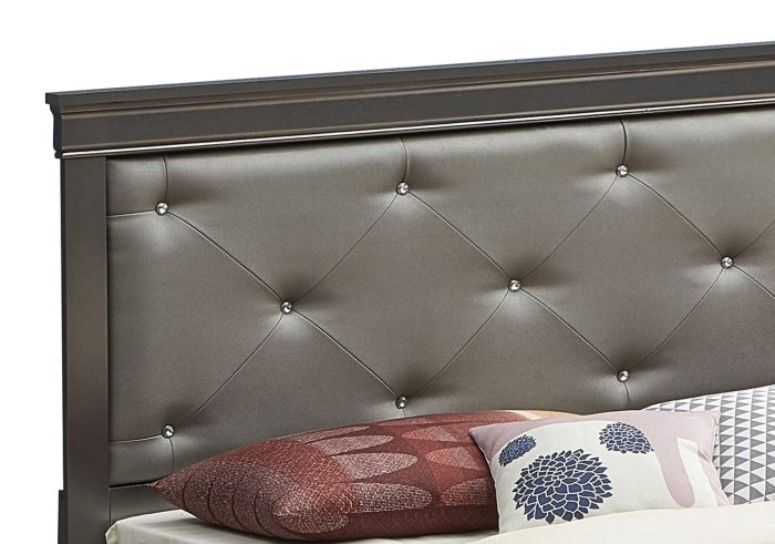 Chic Elegantly Designed Transitional Bed - Image 4