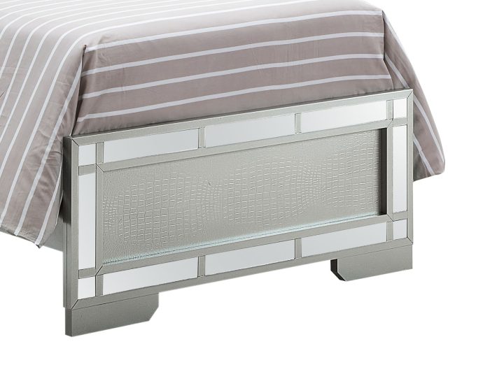 Madison - Upholstered Bed With LED - Image 4