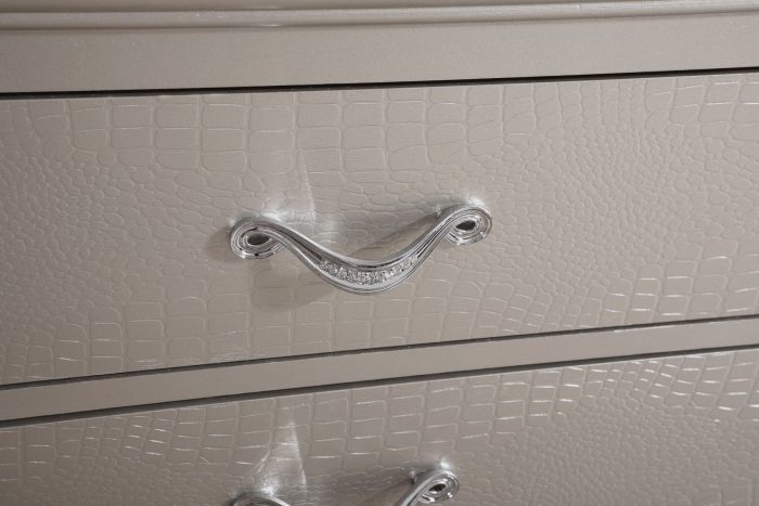 Sophisticated Storage Solution - Image 5