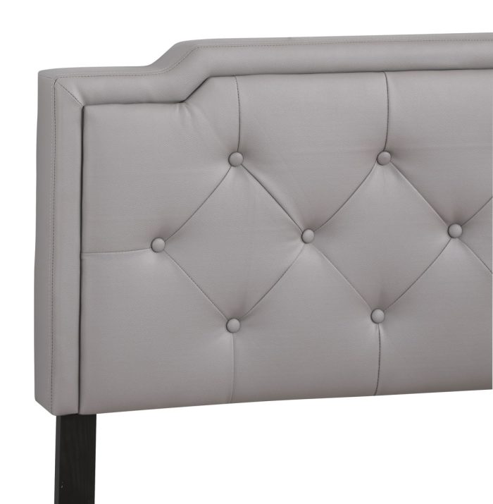 Button Tufted Bed Charming For Cozy Spaces - Image 23
